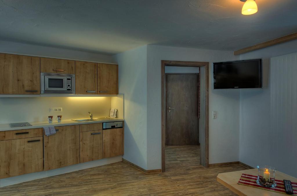 Ferien-Schloessle Michaela Apartment Riezlern Phòng bức ảnh