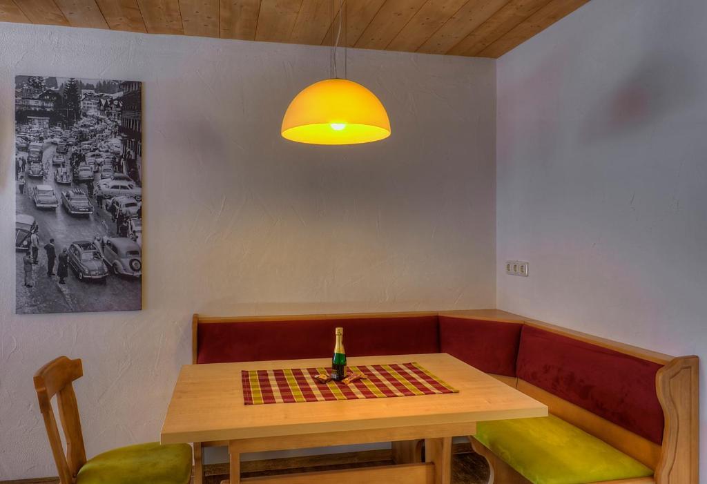 Ferien-Schloessle Michaela Apartment Riezlern Phòng bức ảnh