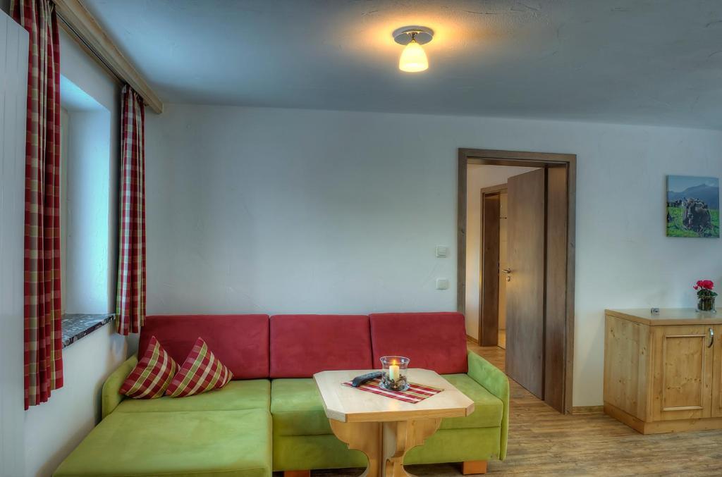 Ferien-Schloessle Michaela Apartment Riezlern Phòng bức ảnh