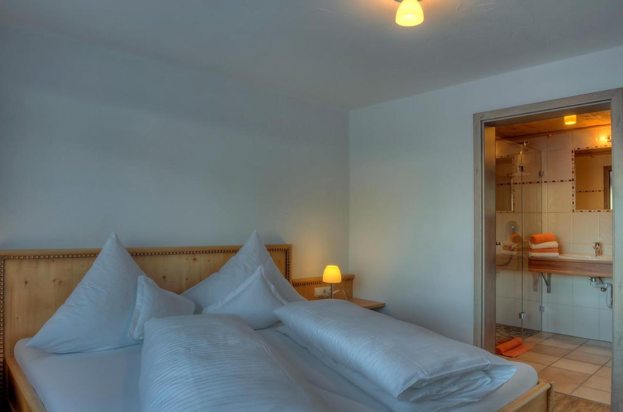 Ferien-Schloessle Michaela Apartment Riezlern Phòng bức ảnh
